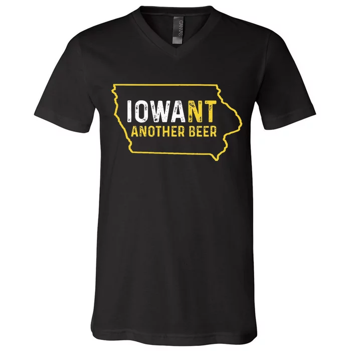 Funny Iowa Beer Distressed Iowa State Map V-Neck T-Shirt