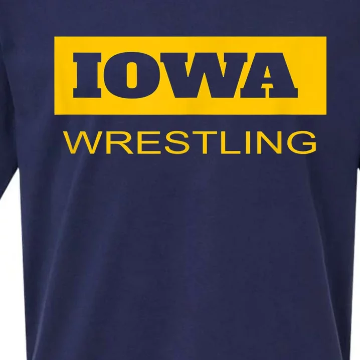 Freestyle Iowa Wrestling Wrestler Fan The Hawkeye State Sueded Cloud Jersey T-Shirt