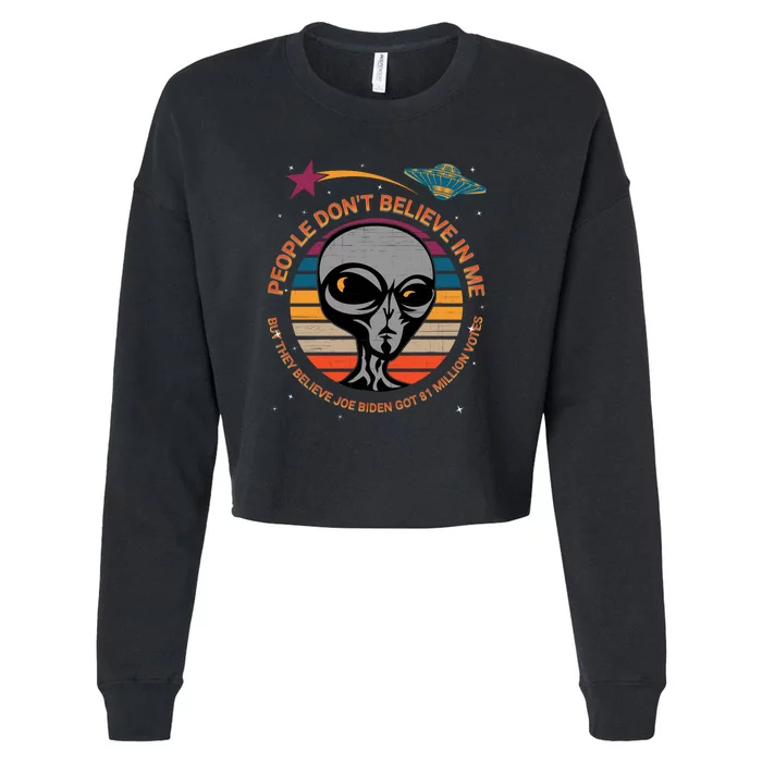 Funny Joe Biden Alien UFO Conservative Cropped Pullover Crew