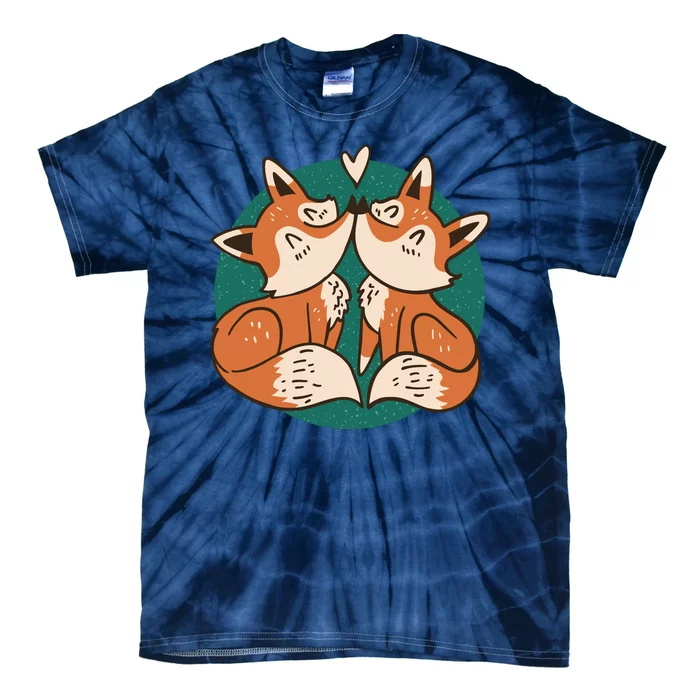 Foxes Kissing Cute Tie-Dye T-Shirt