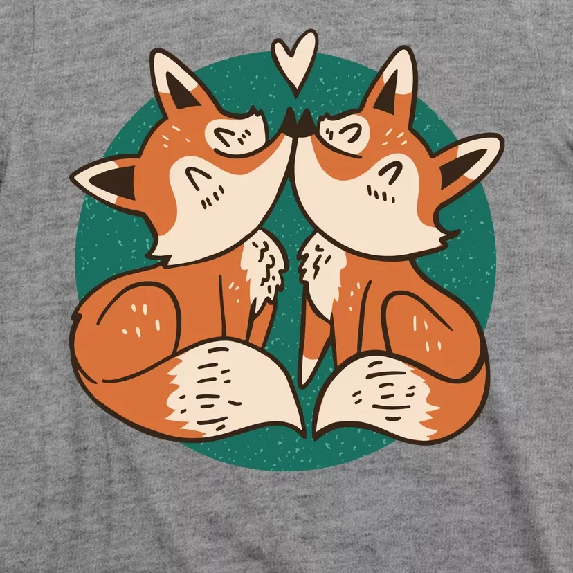 Foxes Kissing Cute T-Shirt