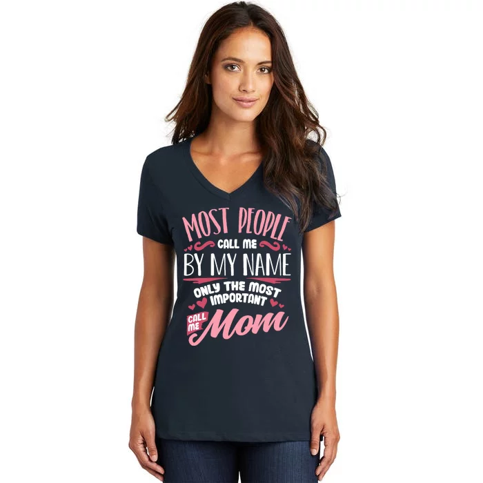 Funny Mothers Day for Mom Best Mom Mother Women's V-Neck T-Shirt