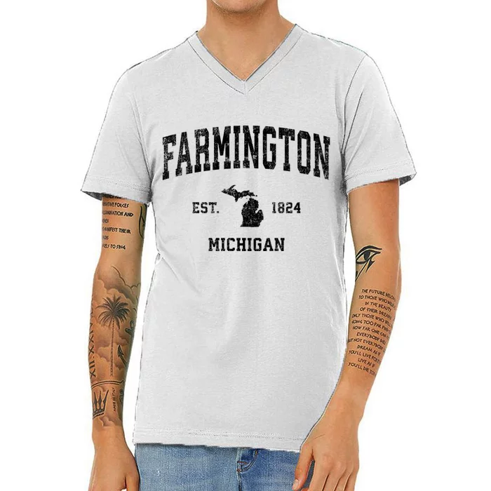 Farmington Michigan Mi Vintage Established Athletic Sports Design V-Neck T-Shirt