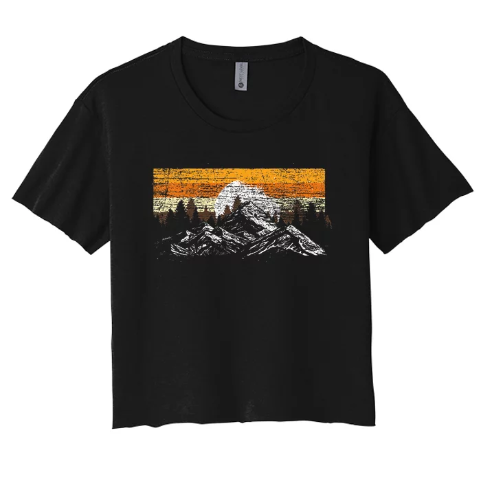 Full Moon Outdoor Nature Wildlife Mountains Women's Crop Top Tee