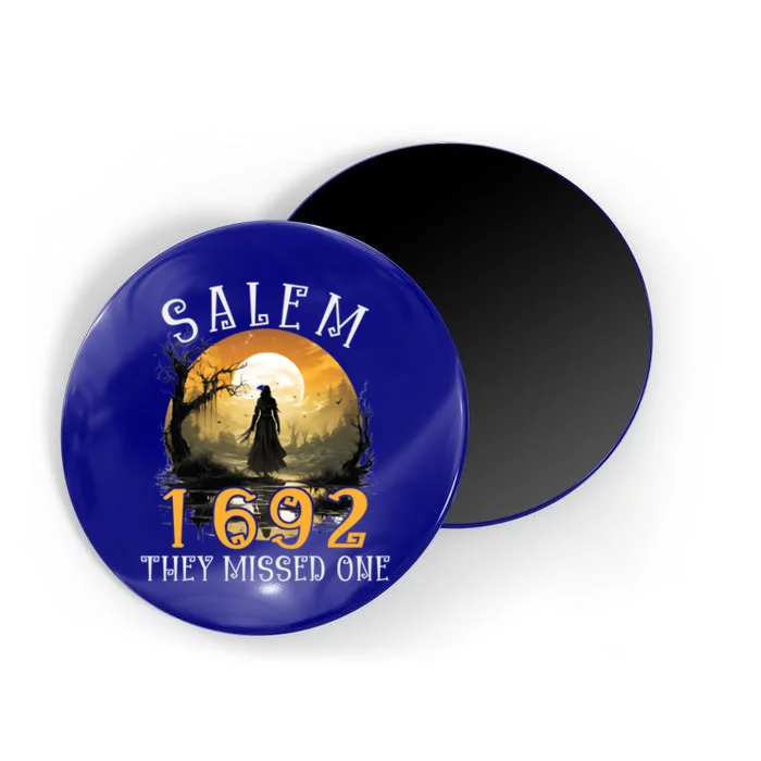 Full Moon Witch Salem 1692 They Missed One Gift Magnet