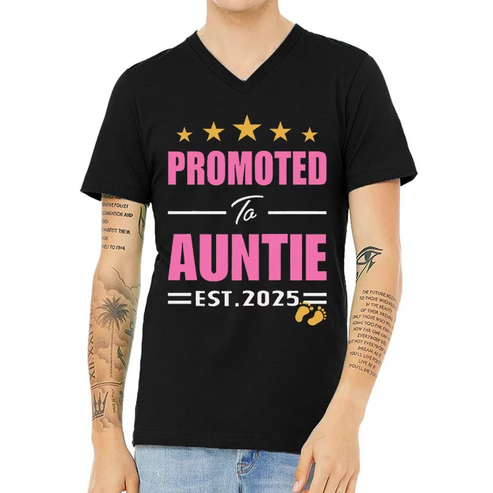 Funny New Aunt 2025 Cute Promoted To Auntie Est. 2025 V-Neck T-Shirt