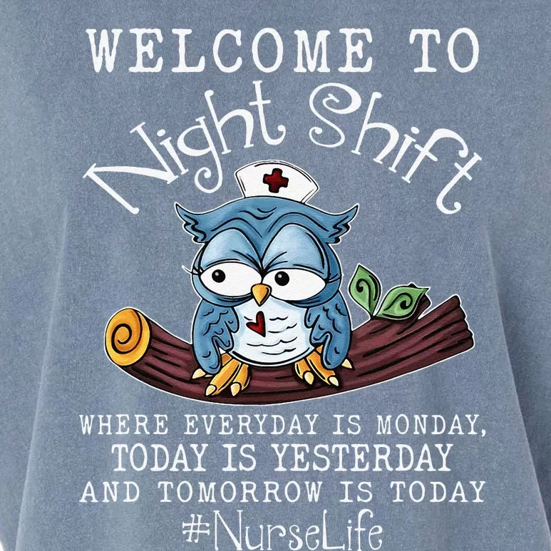 Funny Owl Night Shift Nurse Life Scrub Nurses Day Garment-Dyed Women's Muscle Tee