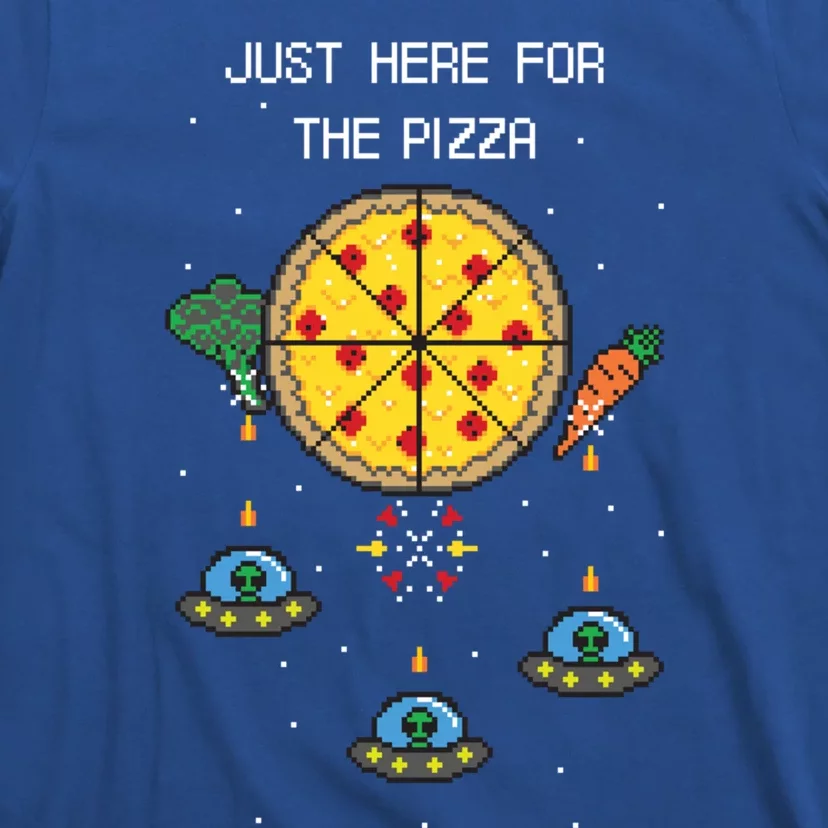 Funny Pixel Arcade Game Alien Just Here For The Pizza Cute Gift T-Shirt