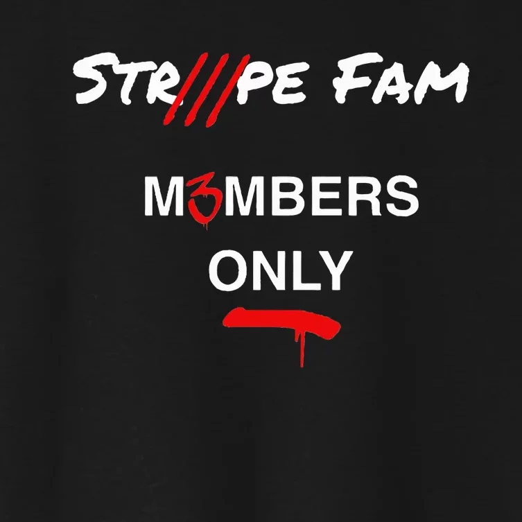 funny quotes strpe fam m3mbers only Women's Crop Top Tee