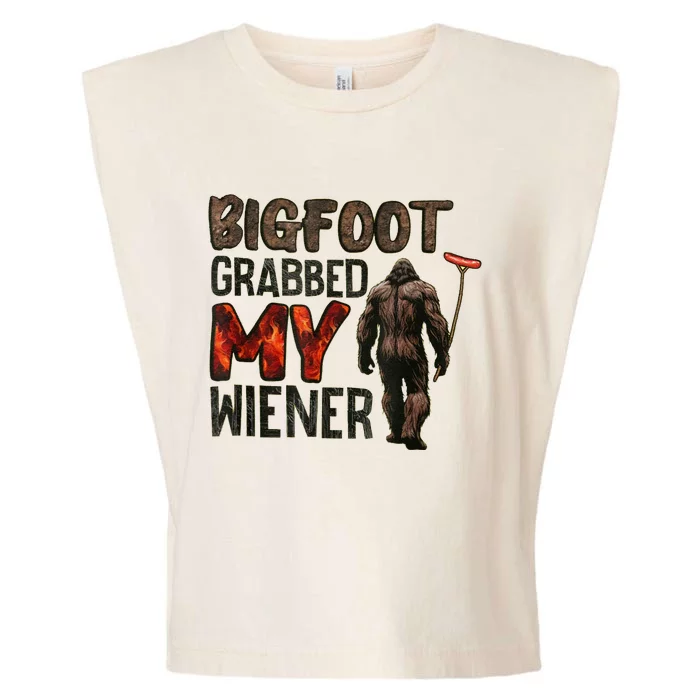 Funny Retro Bigfoot Bigfoot Grabbed My Wiener Design Garment-Dyed Women's Muscle Tee