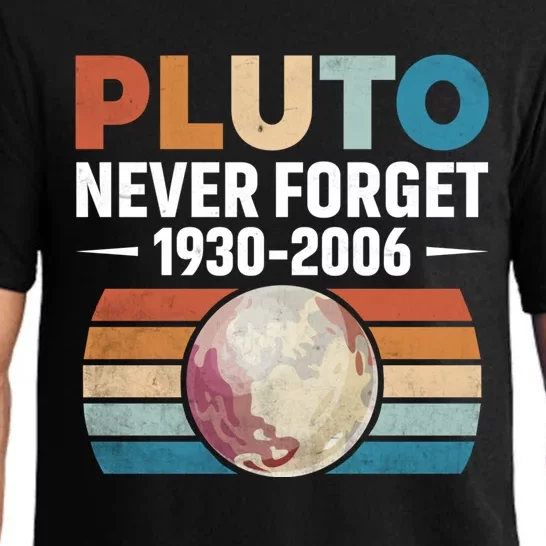 Funny Retro Space Science Never Forget Pluto Gift Pajama Set