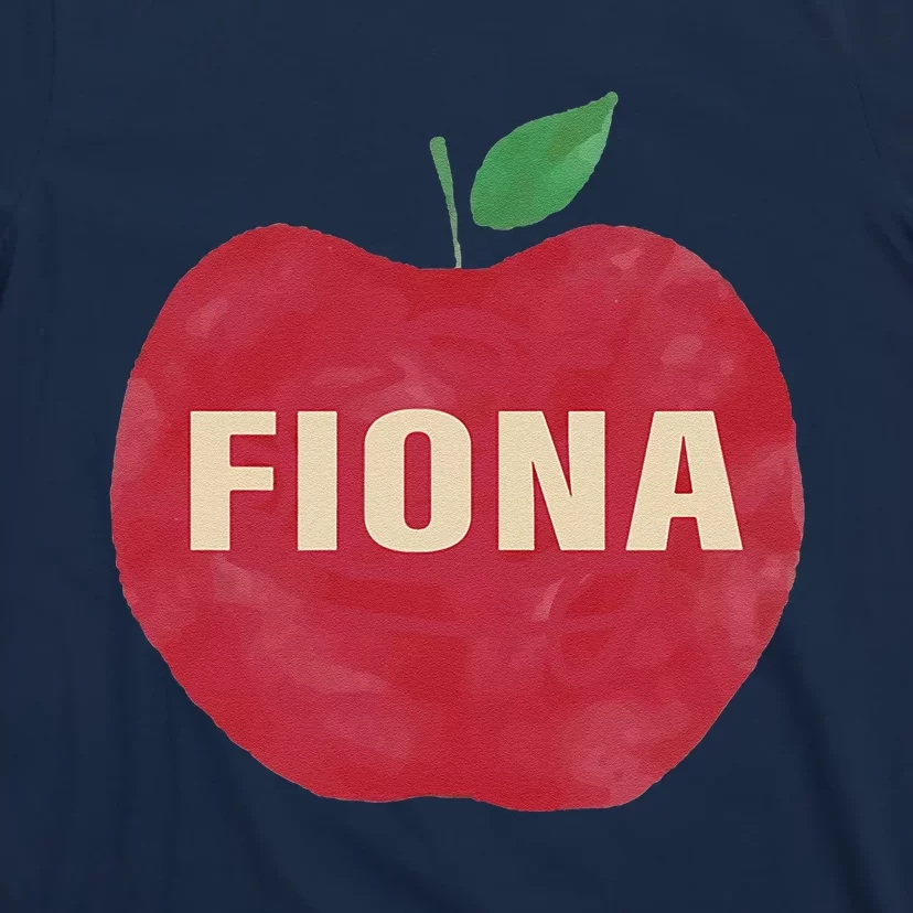 Fiona Retro Vintage Apple T-Shirt