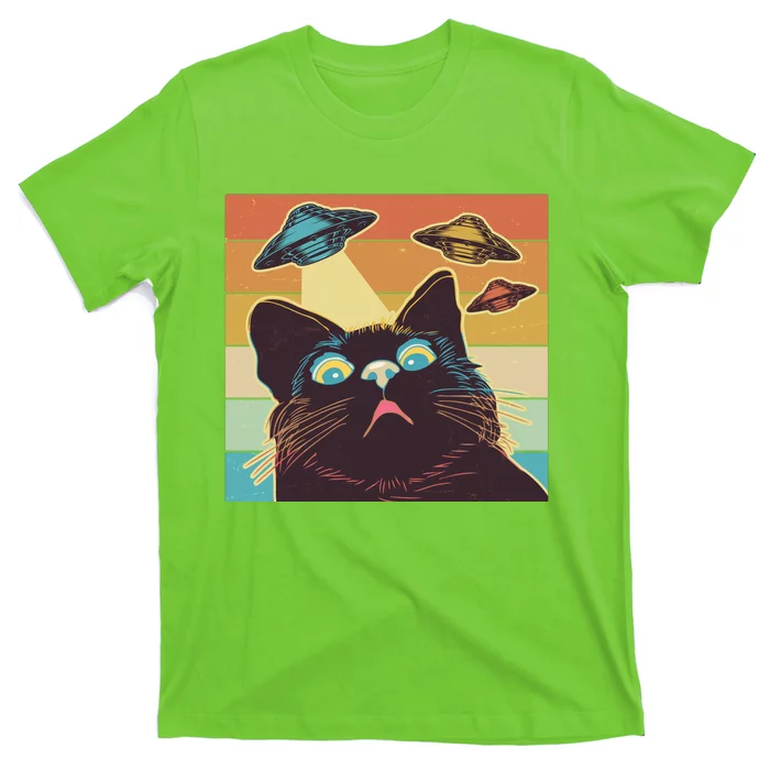 Funny Retro Vintage UFO Cat T-Shirt