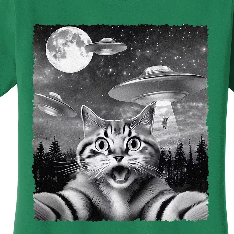 Funny Scared Cat Selfie With Ufos Gift Idea Women's T-Shirt