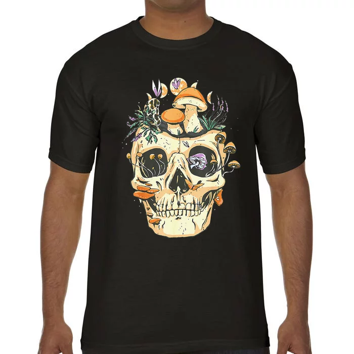 Fun Skull Crystals Mushroom Cottagecore Aesthetic Goblincore Comfort Colors T-Shirt