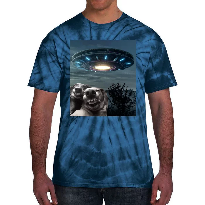 Funny Selfie Dog With Alien UFO Funny Dogs Lover Tie-Dye T-Shirt