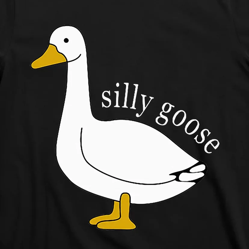 Funny Silly Goose Meme Cute Goose Aesthetic Trendy T-Shirt