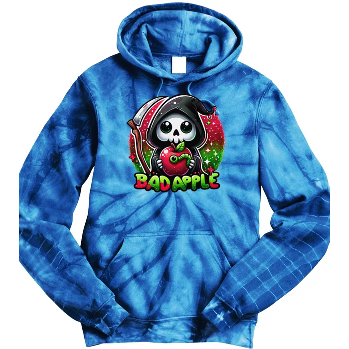 Funny Spooky Halloween Ghostly Apples For Trick Or Treat Tie Dye Hoodie