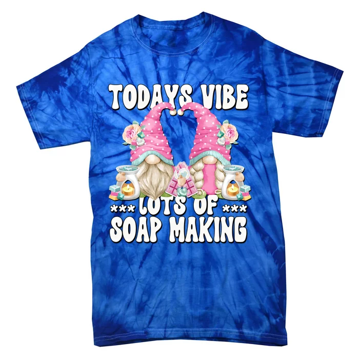 Funny Soap Making Gnome Mom And Dad And Soap Maker Gift Tie-Dye T-Shirt