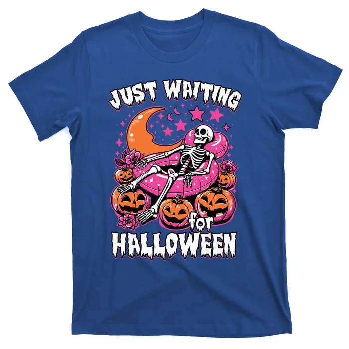 Funny Summerween Skeleton Just Waiting For Halloween Gift T-Shirt