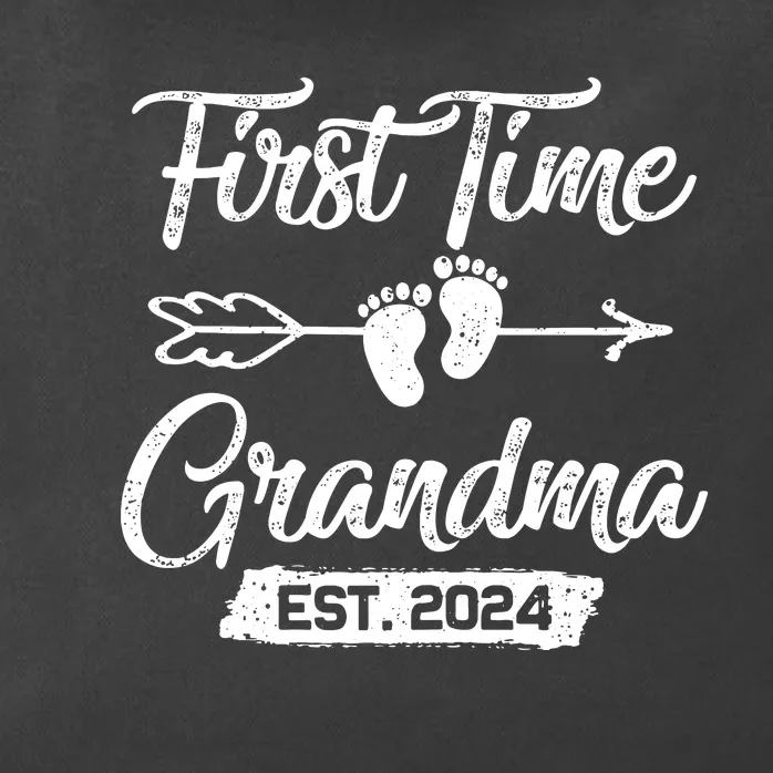 First Time Grandma 2024 Mothers Day Soon To Be Grandma 2024 Zip Tote Bag