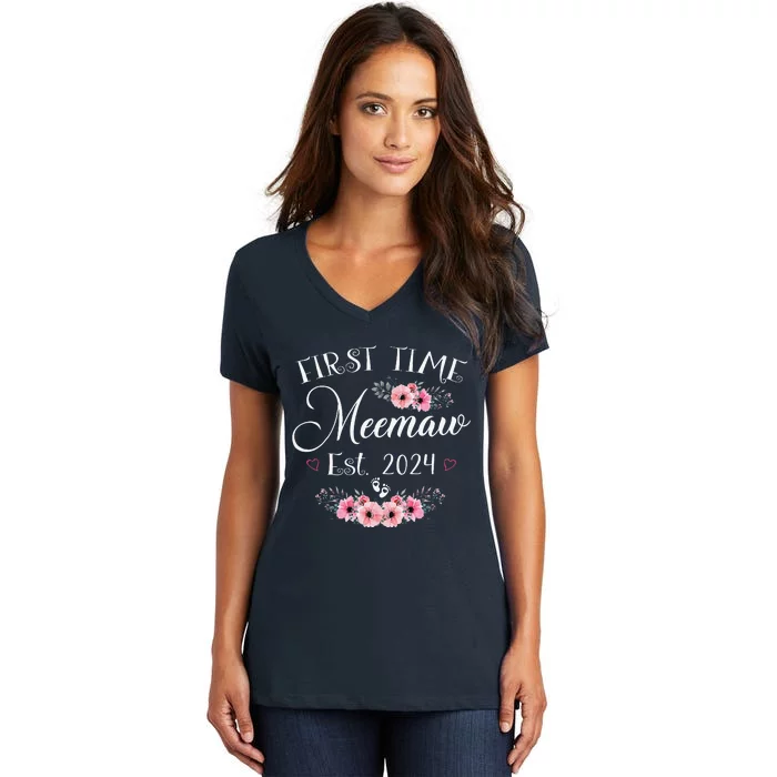 First Time Meemaw 2024 MotherS Day Soon To Be Mom Pregnancy Women's V-Neck T-Shirt