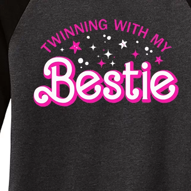 Funny Twin Matching Twins Day Friend Twinning With My Bestie Women's Tri-Blend 3/4-Sleeve Raglan Shirt