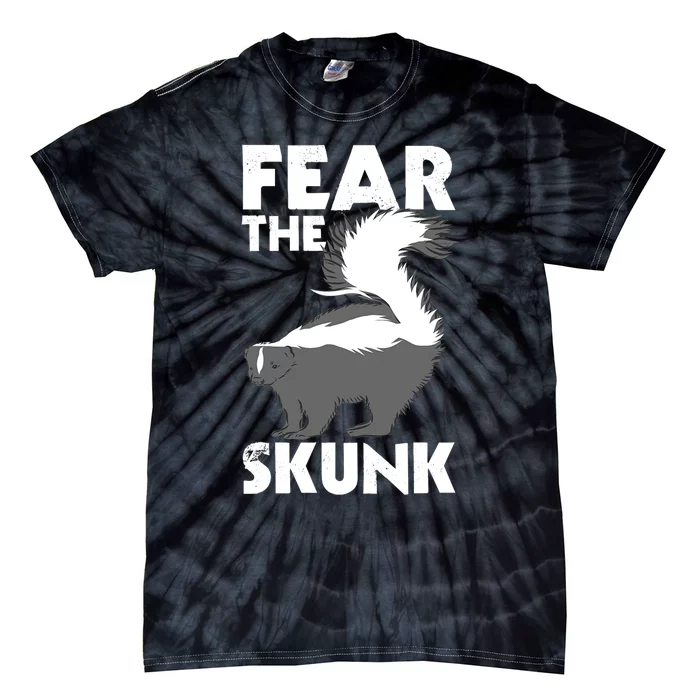 Fear The Skunk Zoologist Zookeeper Wildlife Animal Lover Tie-Dye T-Shirt