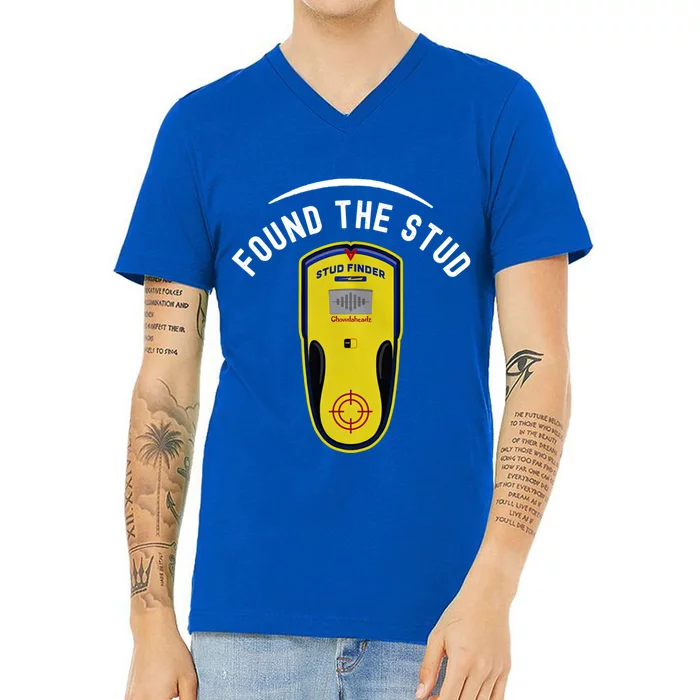 Found The Stud Dad Joke Handy Tools Funny Stud Finder Gift V-Neck T-Shirt