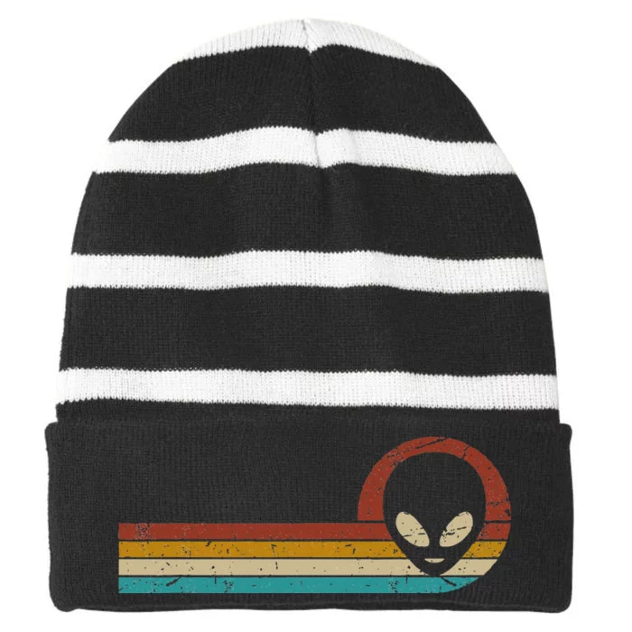 Funny Ufo Lover Retro Style Vintage Alien Space Striped Beanie with Solid Band