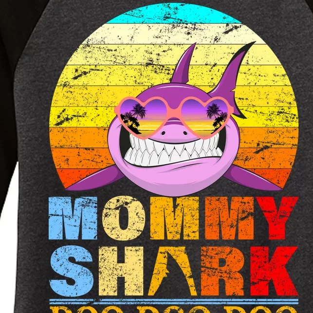 Funny Beach Mommy Shark Doo Women's Tri-Blend 3/4-Sleeve Raglan Shirt