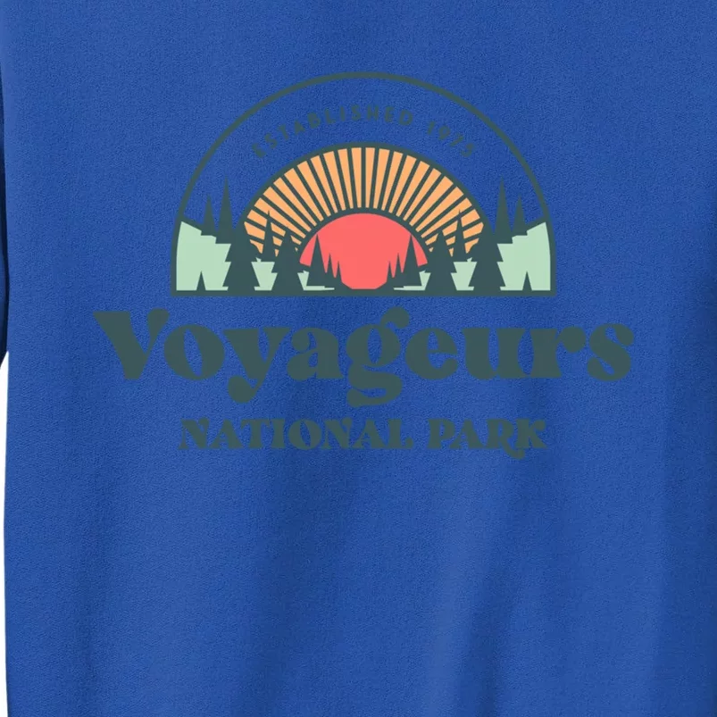 Family Vacation Gift Cute Gift Retro Voyageurs National Park Gift Sweatshirt