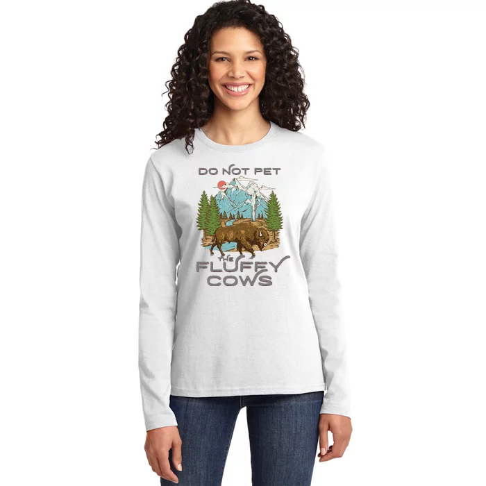 Funny Vintage Look Yellowstone National Park Bison Lover Ladies Long Sleeve Shirt