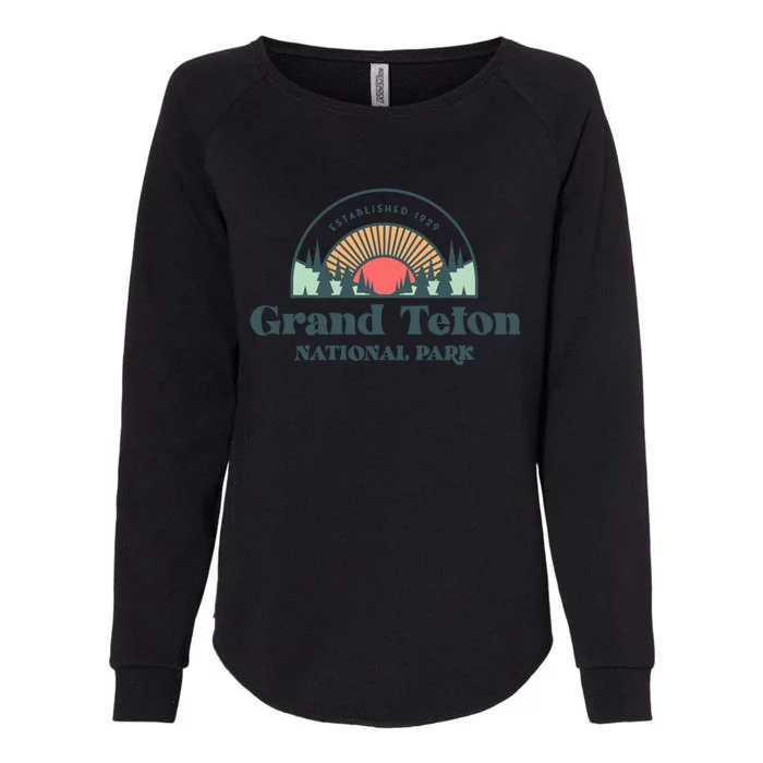 Family Vacation Meaningful Gift Meaningful Gift Retro Grand Teton National Park Womens California Wash Sweatshirt