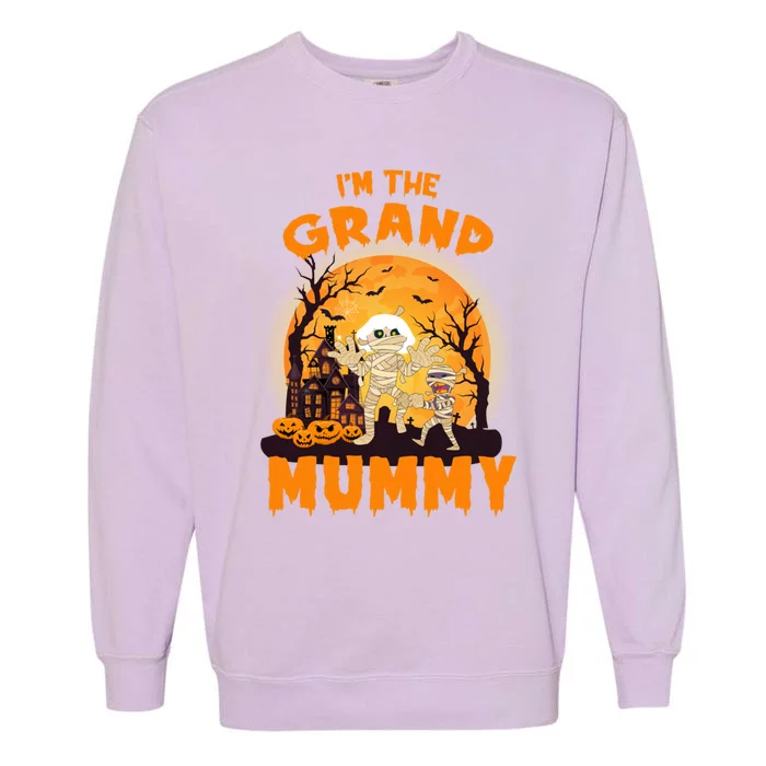 Funny Vintage Retro Halloween Costume IM The Grand Mummy Gift Garment-Dyed Sweatshirt