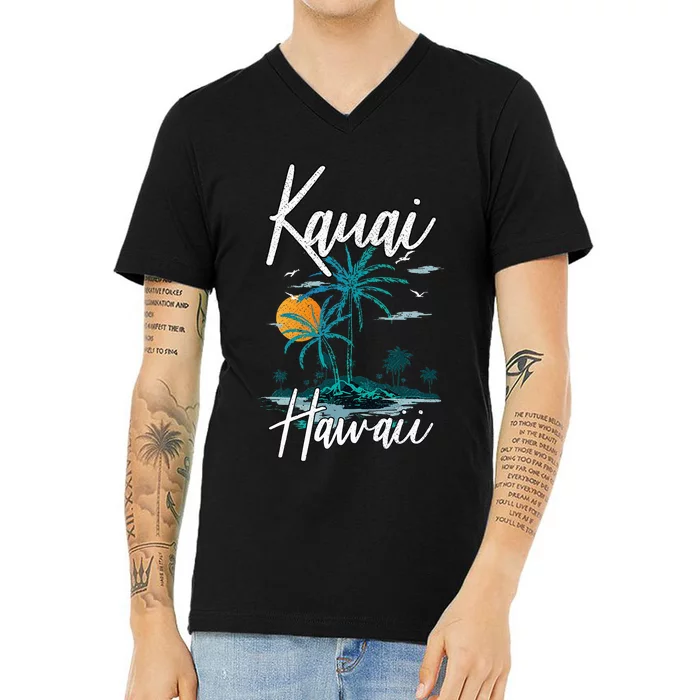 Family Vacation Retro Sunset Hawaii Kauai V-Neck T-Shirt