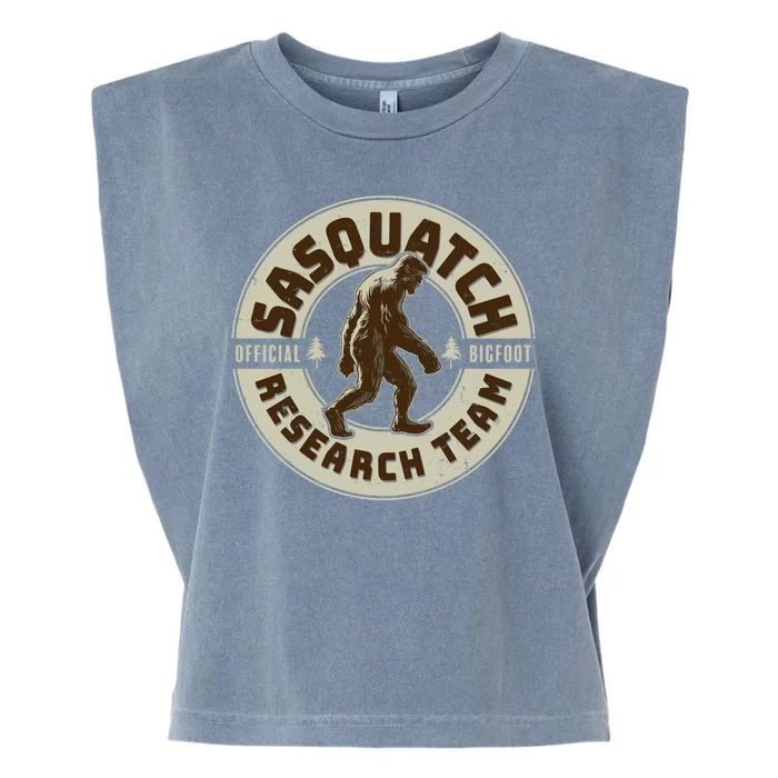 Funny Vintage Sasquatch Research Team Emblem Garment-Dyed Women's Muscle Tee