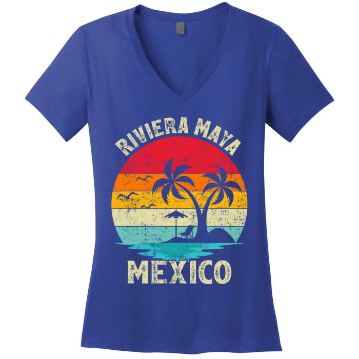 Family Vacation Vintage Retro Mexico Riviera Maya Beach Gift Women's V-Neck T-Shirt