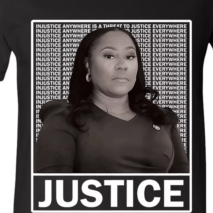 Fani Willis District Attorney Seeks Justice V-Neck T-Shirt