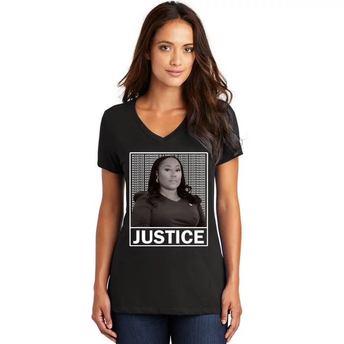 Fani Willis District Attorney Seeks Justice Women's V-Neck T-Shirt