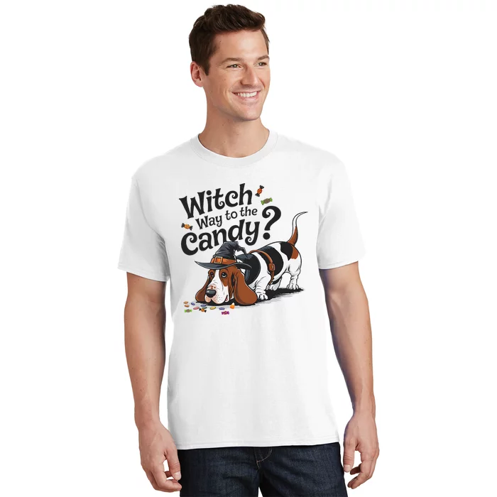 Funny Witch Way To The Candy Funny Halloween Dogs Lover T-Shirt