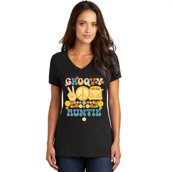 Groovy Auntie Retro Matching Family Baby Shower Mother's Day Women's V-Neck T-Shirt