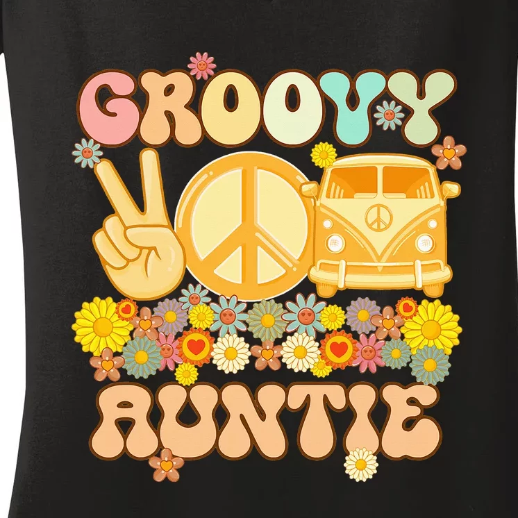 Groovy Auntie Retro Matching Family Baby Shower Mother's Day Women's V-Neck T-Shirt