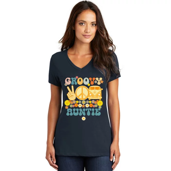 Groovy Auntie Retro Matching Family Baby Shower Mother's Day Women's V-Neck T-Shirt