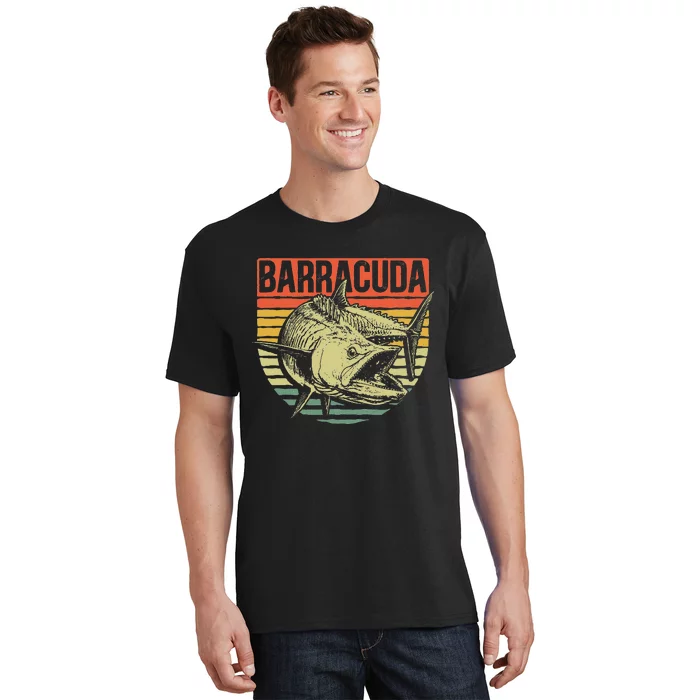 Great Barracuda Cuda Fishing Wildlife Saltwater Fish Art T-Shirt