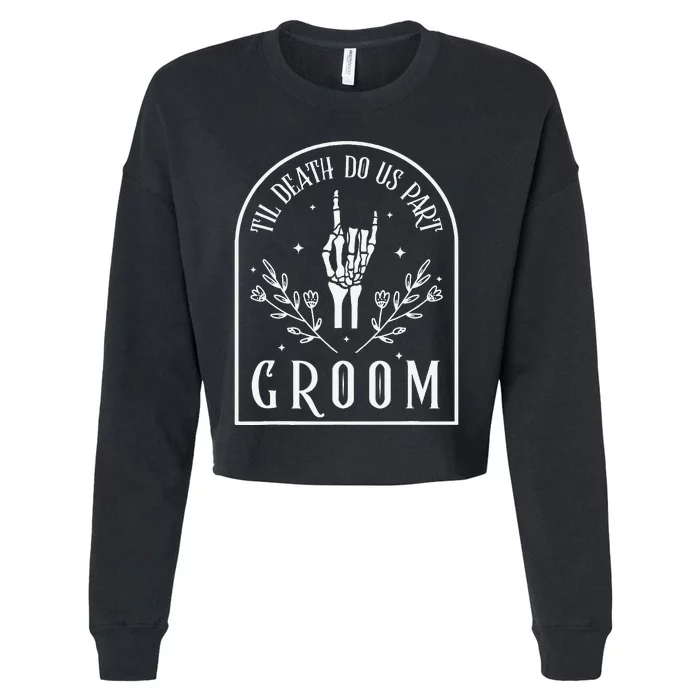 Groom Bride Skeleton Gothic Halloween Engagement Wedding Cropped Pullover Crew