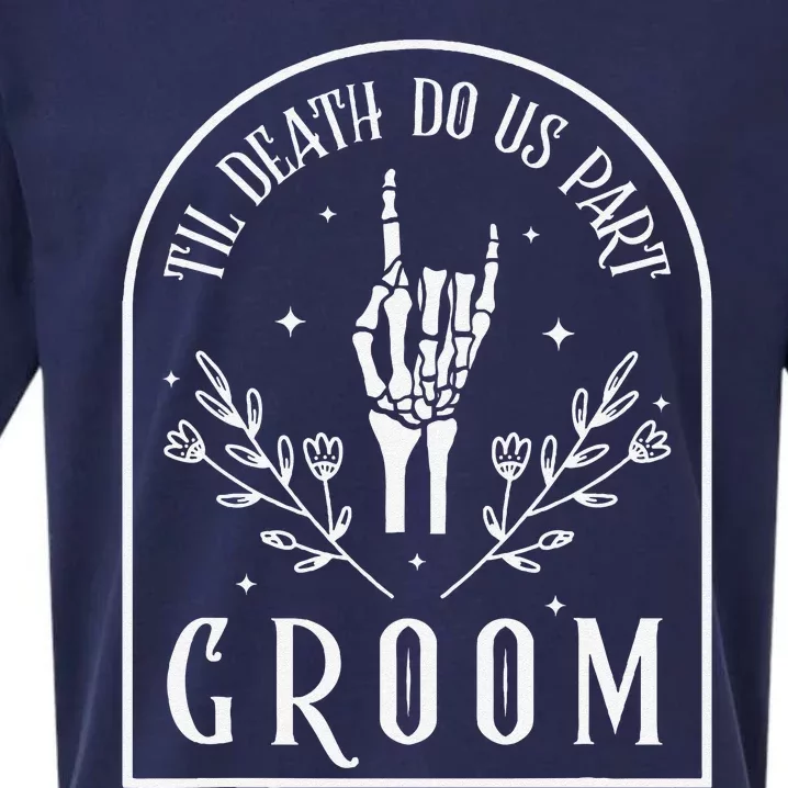 Groom Bride Skeleton Gothic Halloween Engagement Wedding Sueded Cloud Jersey T-Shirt