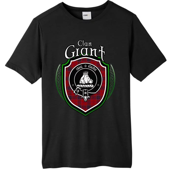 Grant Clan Crest Scottish Clan Grant Family Crest Badge ChromaSoft Performance T-Shirt