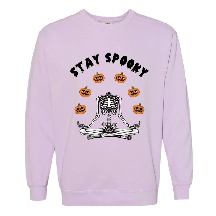 Ghos Creep It Real Cute Pumpkin Meaningful Gift Stay Spooky Cute Gift Garment-Dyed Sweatshirt