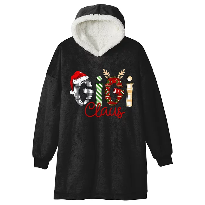 Gigi Claus Reindeer Christmas Idea for Grandma Nana Mimi Hooded Wearable Blanket